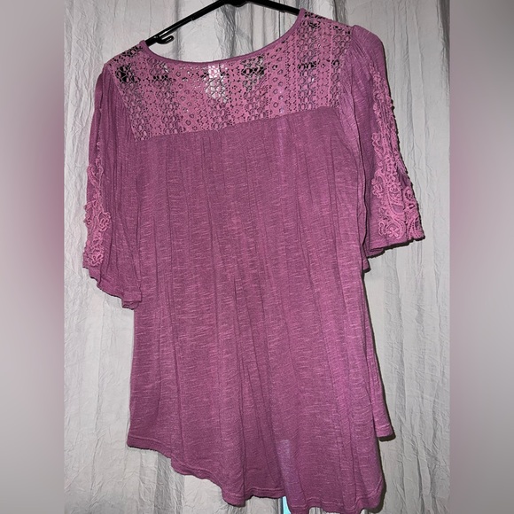 Blouse - Picture 2 of 3